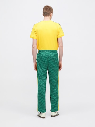 ADIDAS ORIGINALS regular Παντελόνι 'FIREBIRD' σε πράσινο: πίσω