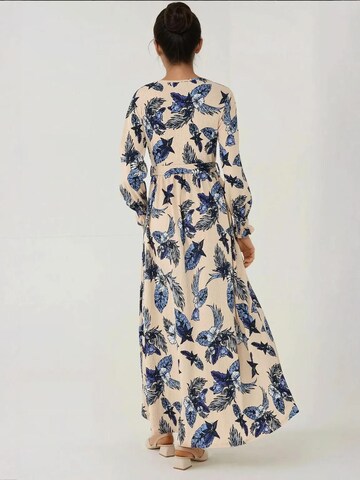 Hiccup Dress in Beige