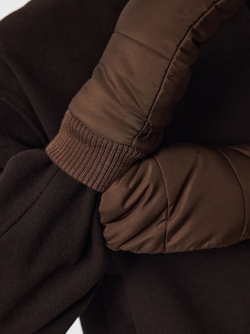 PIECES Mittens 'PCBee' in Brown