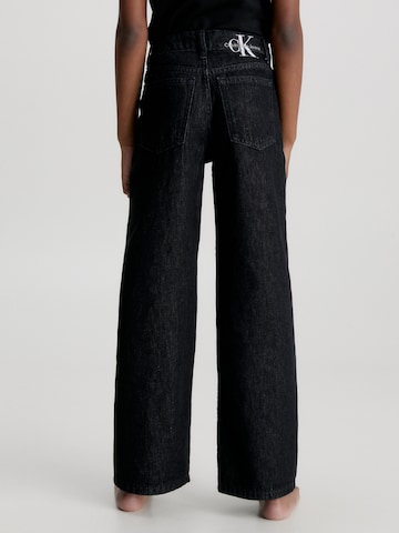 Calvin Klein Jeans Loosefit Jeans in Schwarz