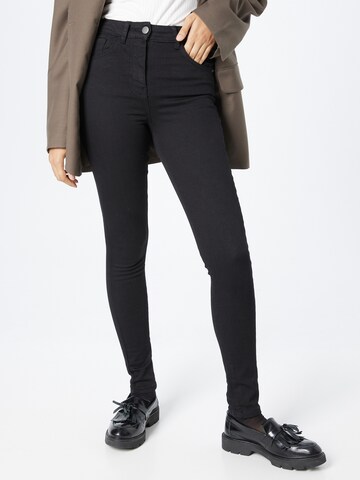 Oasis Skinny Jeans in Black: front