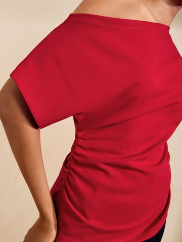 Friends Like These Shirt in Red