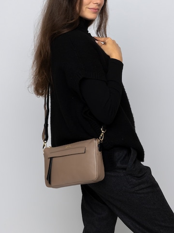 Picard Crossbody bag 'Stash' in Beige