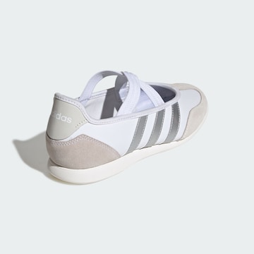 Sneaker bassa 'Barreda' di ADIDAS SPORTSWEAR in bianco
