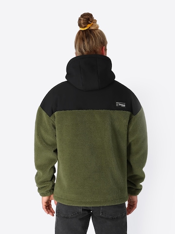 SPITZBUB Fleece Jacket 'Essential' in Green