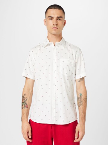 s.Oliver - Ajuste estrecho Camisa en blanco: frente