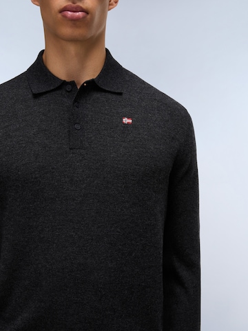 NAPAPIJRI Свитер 'Damavand' в Серый: спереди