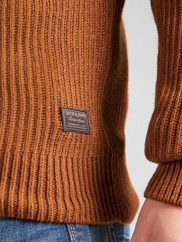 JACK & JONES - Jersey en marrón