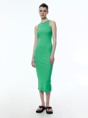 EDITED - Vestido 'Janah' em verde: frente