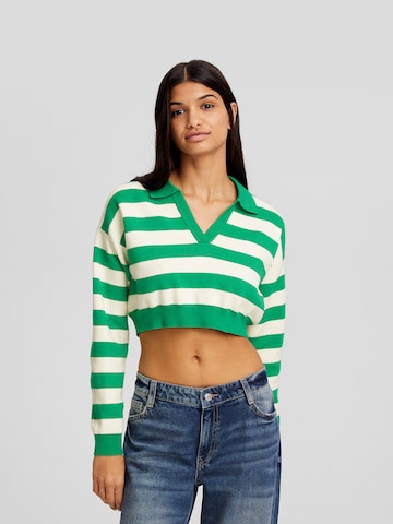 Pull-over Bershka en vert : devant