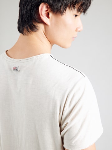 CAMP DAVID - Camiseta en blanco