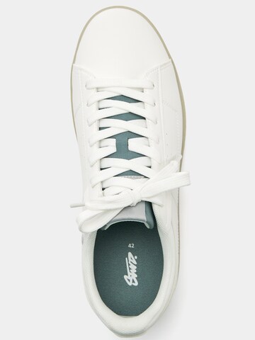 Baskets basses Pull&Bear en blanc