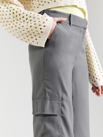 STUDIO SELECT Wide leg Cargo trousers 'Falda' in Grey