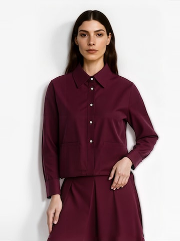 Chemisier Rich & Royal en rouge : devant
