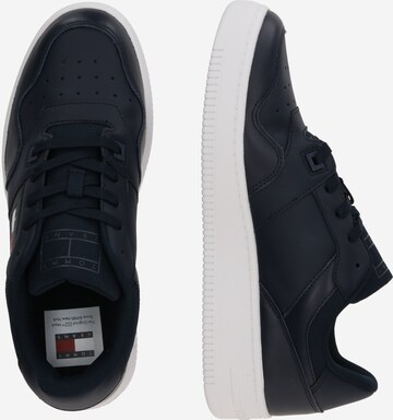 Sneaker low 'Essential Retro' de la Tommy Jeans pe albastru