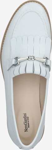 Nero Giardini Classic Flats in White