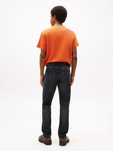 Coupe slim Jean 'Austin' Tommy Jeans en noir