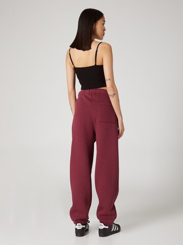 Pacemaker Tapered Broek 'Kenan' in Rood