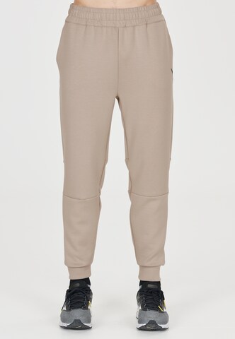 Virtus Tapered Sporthose 'Taro' in Braun: Vorderseite
