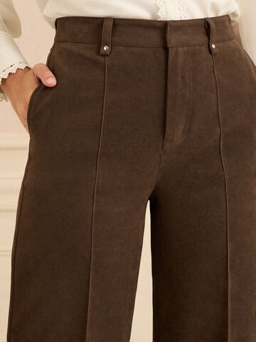 love & roses Regular Pants in Brown