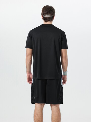Youthup Tracksuit in Black