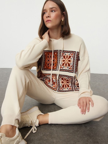 Trendyol Träningsoverall i beige