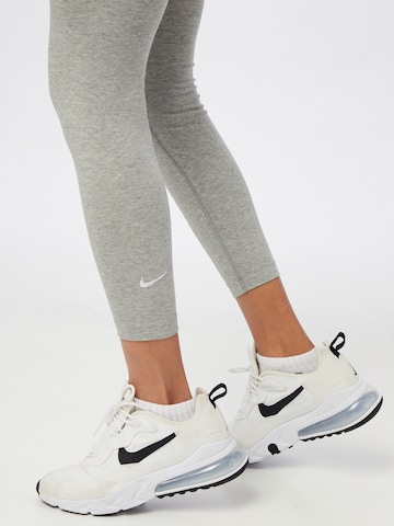 Nike Sportswear Skinny Leggings 'Essential' - szürke