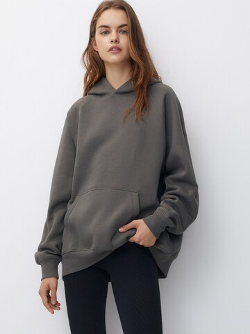 Pull&Bear Sweatshirt in Grijs: voorkant