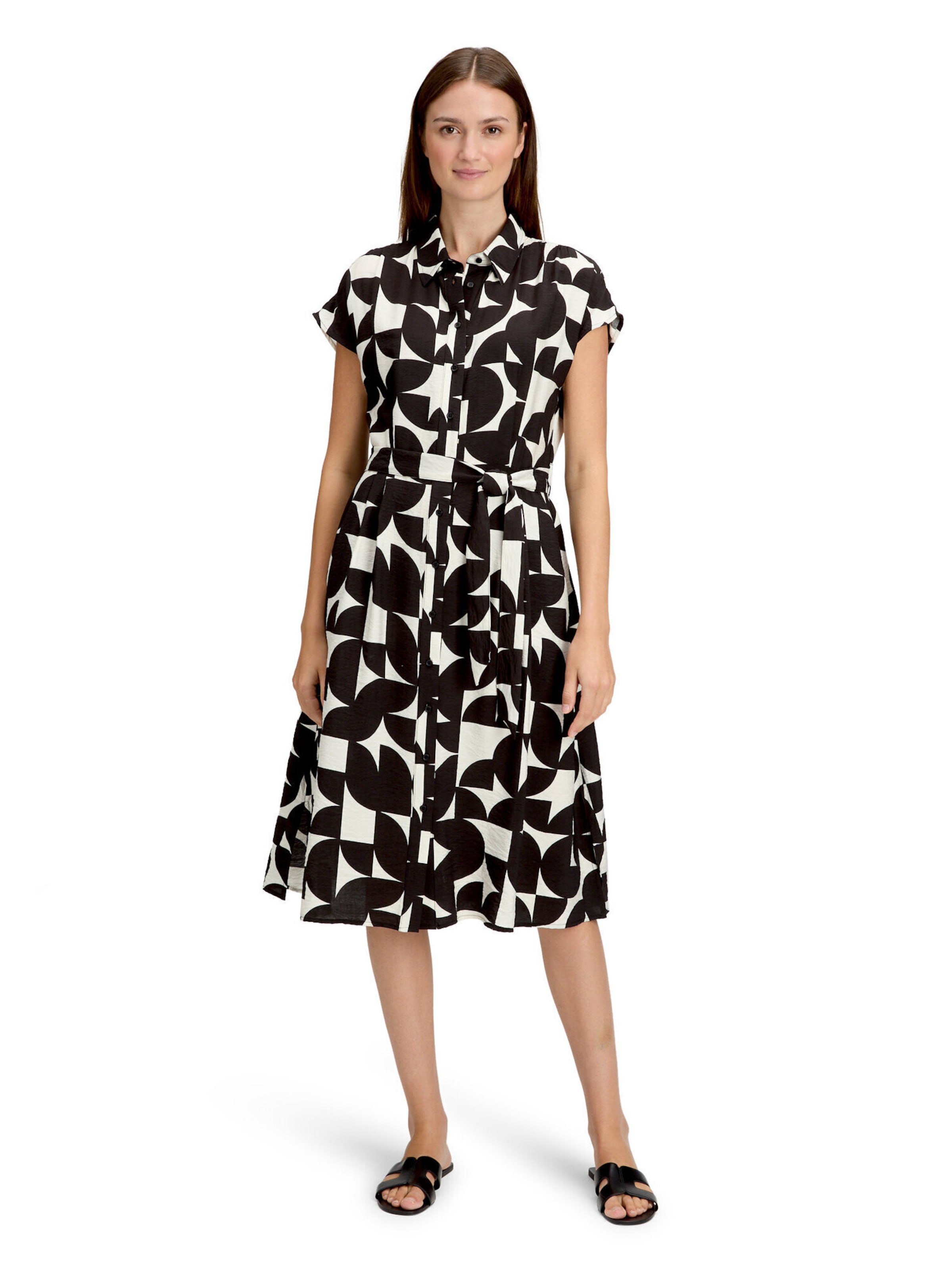 Robe d’été Betty & Co en noir
