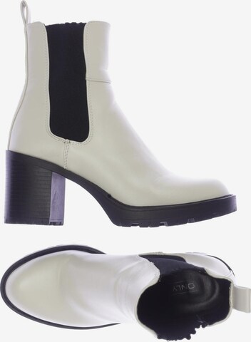 ONLY Dress Boots in 37 in White: front