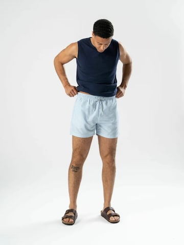 Shorts de bain ' Swimshorts ' TEESHOPPEN en blanc