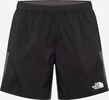 Regular Pantalon outdoor THE NORTH FACE en noir : devant