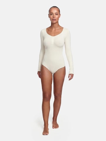 cfab (formerly creamy fabrics) Shapingbody 'Bodysuit Sculpting Shapewear Longsleeve mit Slip' in Beige: voorkant