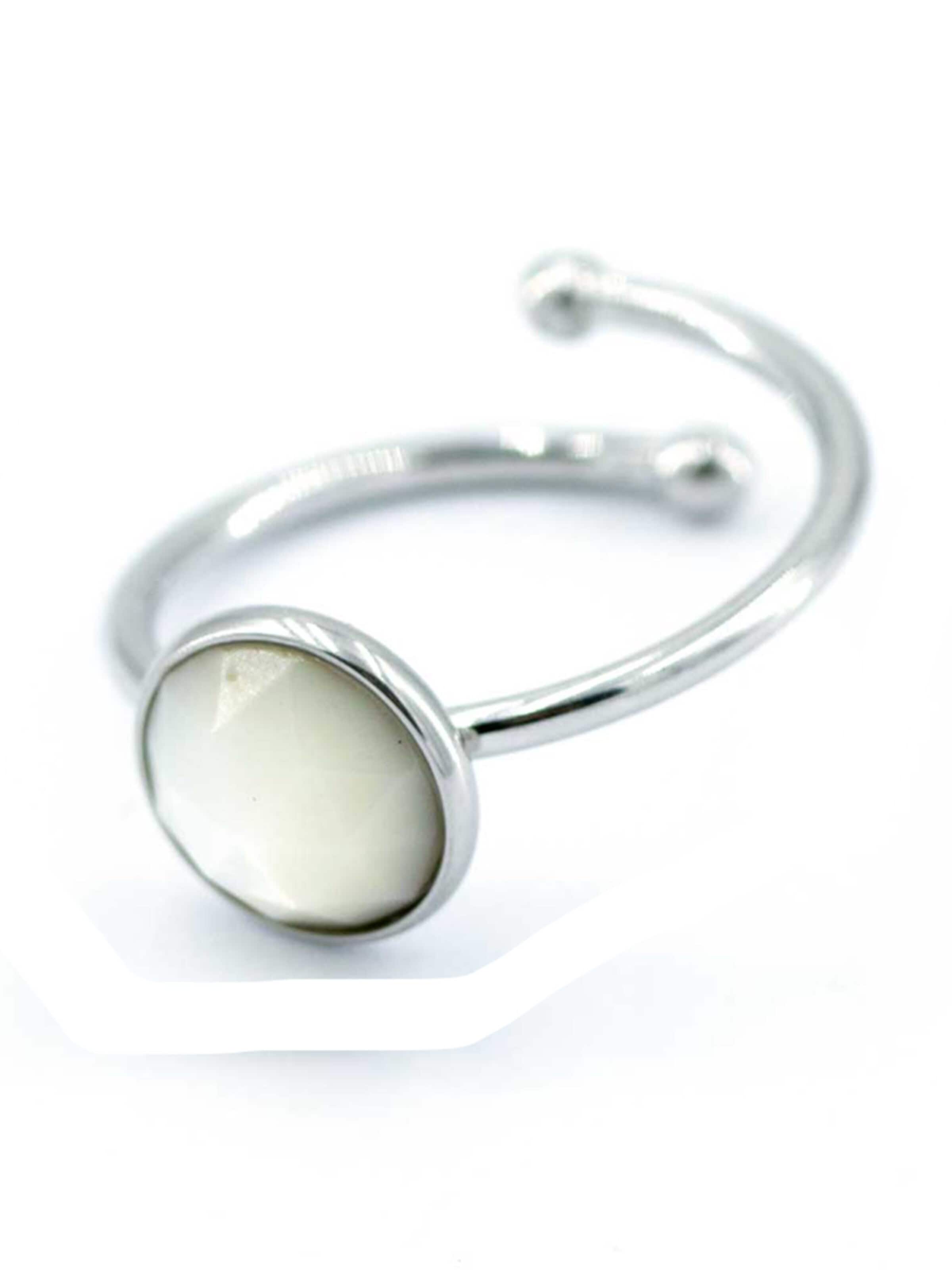 Sergio Engel Ring 'Beach Ring 01 Edelstahlring mit Naturstein-Cabouchon' in White: front