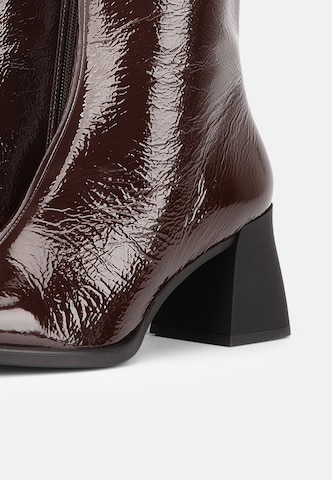 VAGABOND SHOEMAKERS Botki 'HEDDA' w kolorze brązowy