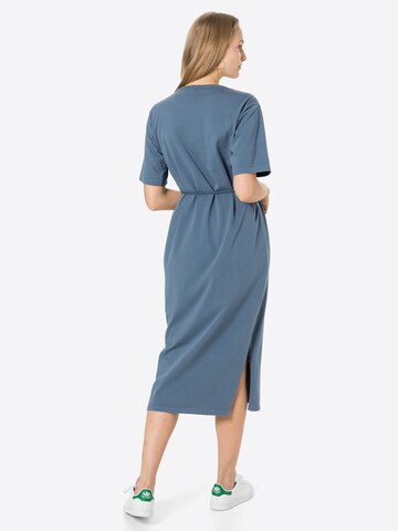 Robe d’été 'Philine' minimum en bleu