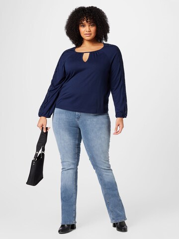 ABOUT YOU Curvy - Camiseta 'Jeanina' en azul