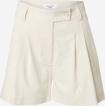 regular Pantaloni con pieghe di AMI ALY in beige: frontale
