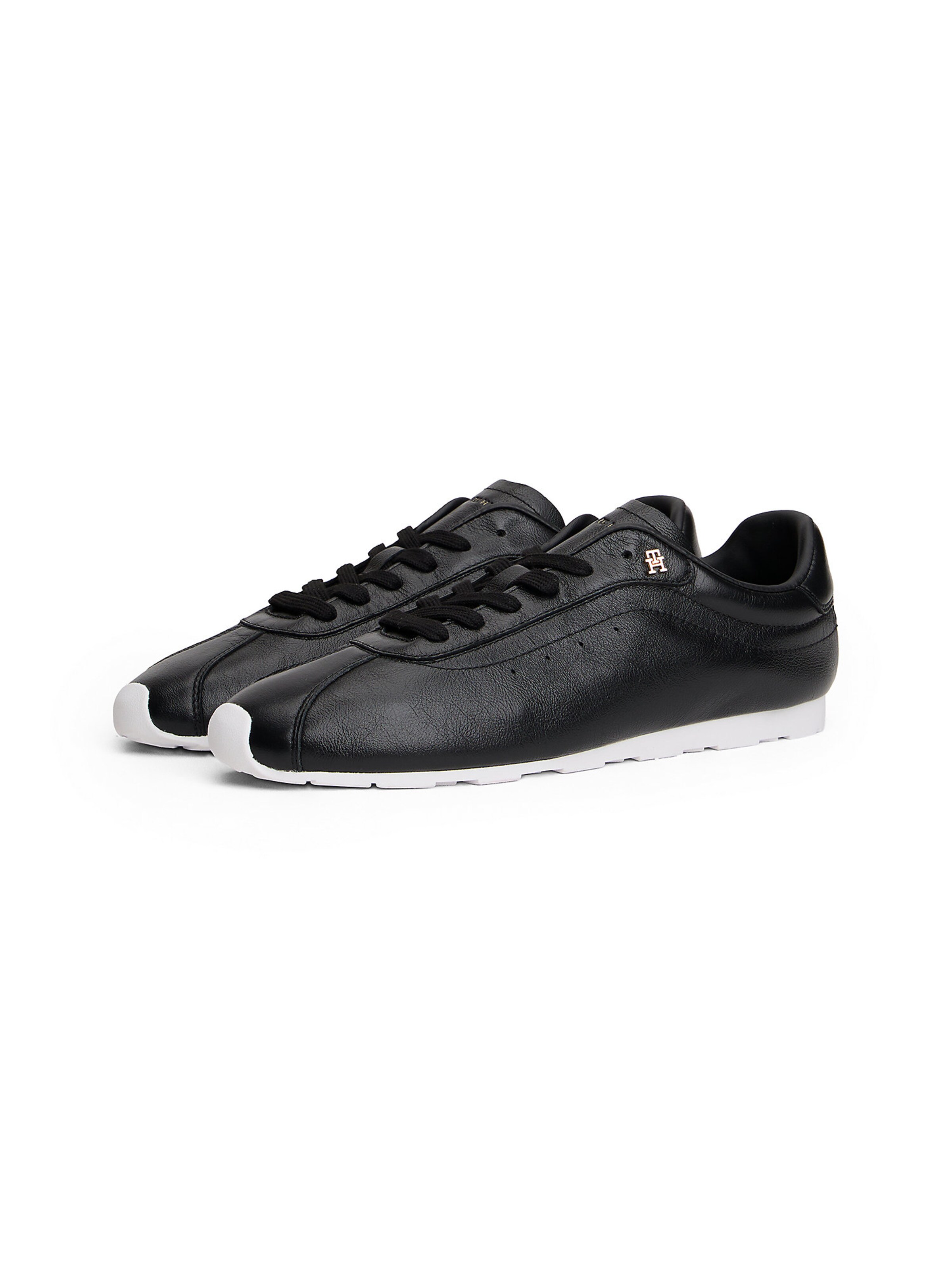 TOMMY HILFIGER Sneaker in Schwarz