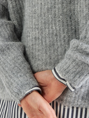VERO MODA - Cárdigan 'VMNOVAH' en gris
