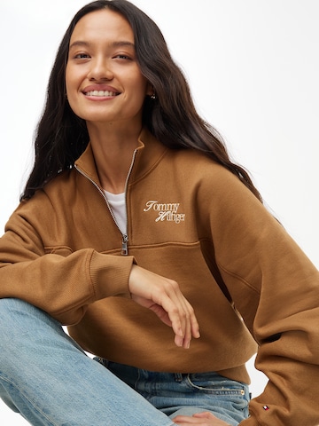 TOMMY HILFIGER Sweatshirt i brun