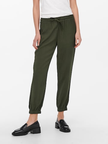 Effilé Pantalon 'ARIS' ONLY en vert : devant