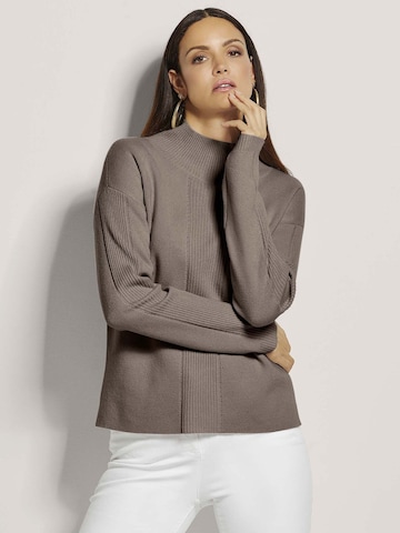 Pull-over MADELEINE en marron : devant