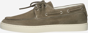 BLACKSTONE - Sapato Slip-on em bege: frente