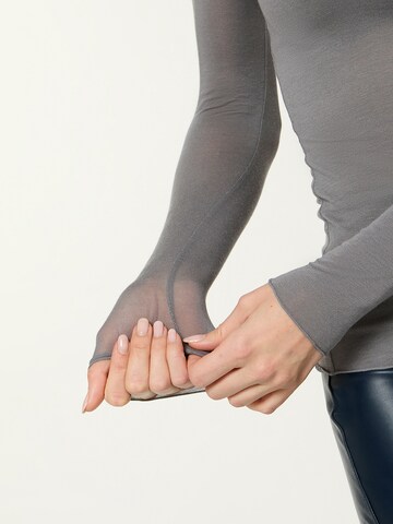 Nur Die Shirt ' NUR DIE x KILIAN KERNER ' in Grey