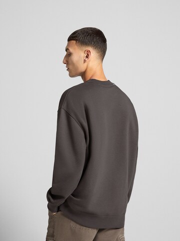 Bershka Sweatshirt in Grau