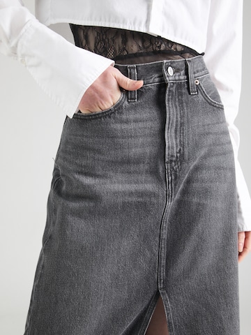 juoda LEVI'S ® Sijonas 'Ankle Column Skirt'