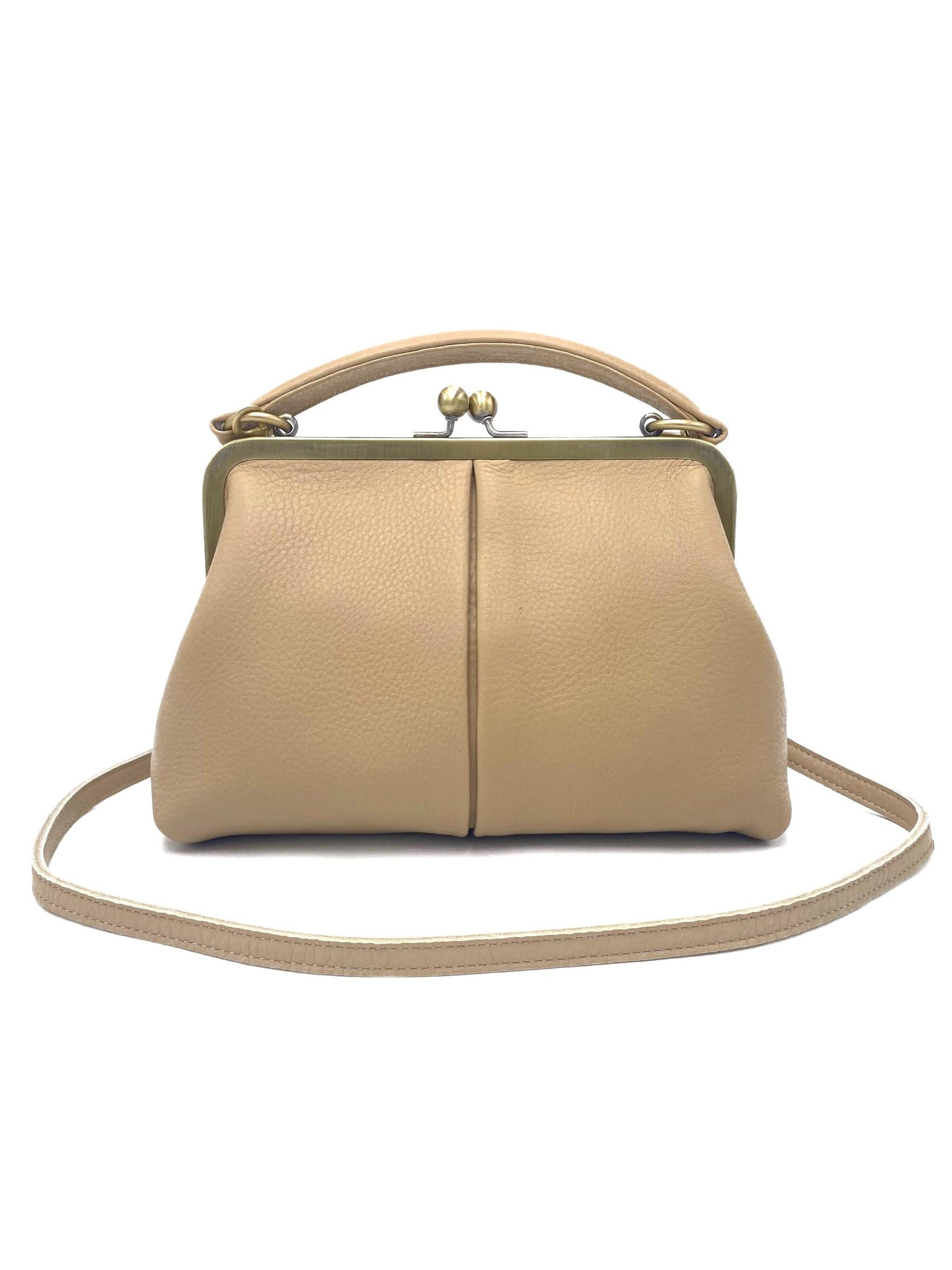 Sacs à main 'Kleine Olive – Leder Handtasche & Umhängetasche' Taschenkinder en beige : devant
