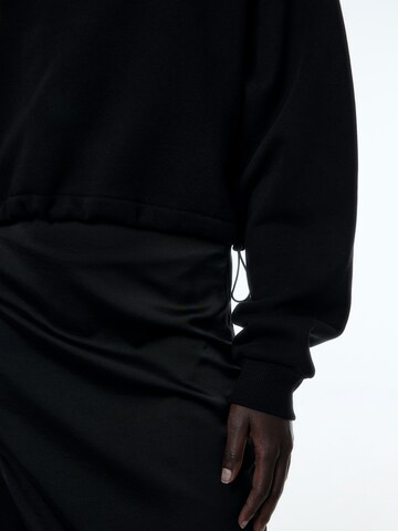 EDITED Sweatshirt 'Ayaka' in Black