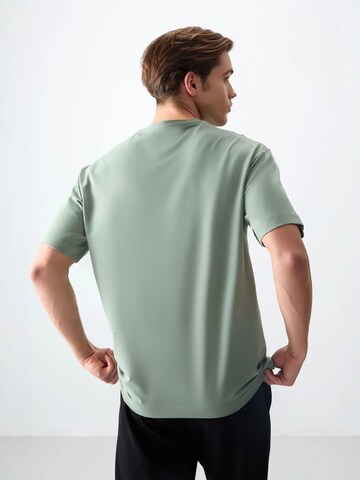 T-Shirt Tommy Life en vert
